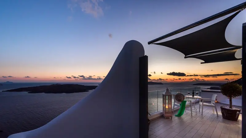 Aqua Vista Santorini - Cave Suite with Private Indoor Pool near Fira – 11