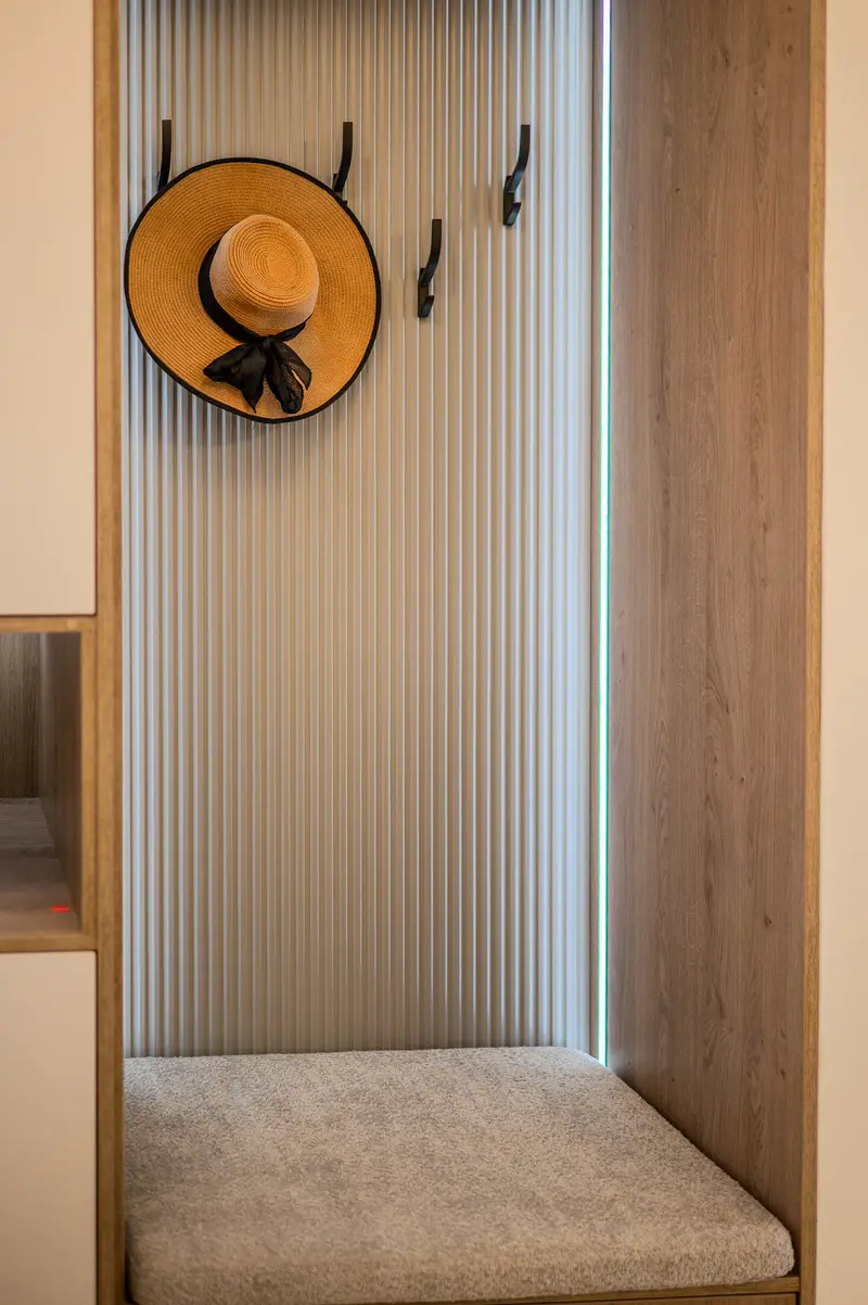 AC-411-Spectre Collection (60 SQM Studio Sea View) – 20