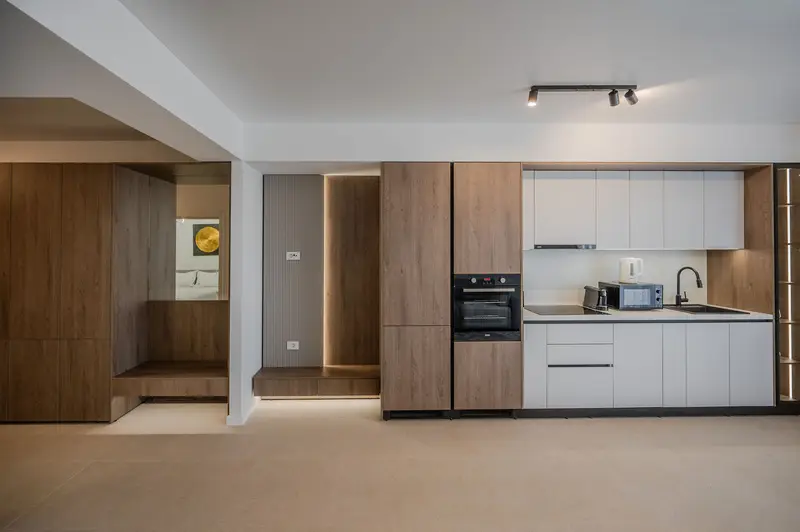 AC-402-Silver Shadow Collection (89 SQM 1BD City View) – 10