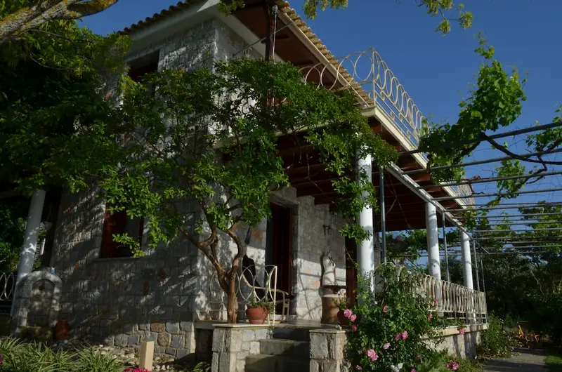 Aqua Vista Peloponnese - Seafront Villa with Beach Steps near Kalamata – 12