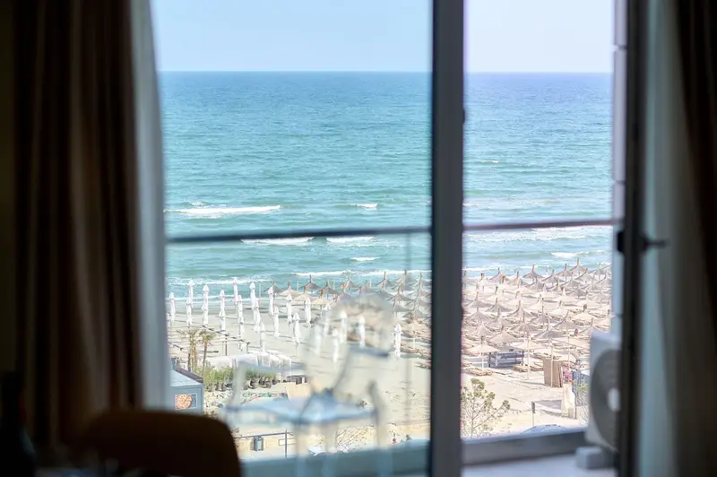 Seaview Luxury Studio in Infinity Beach Resort – 25