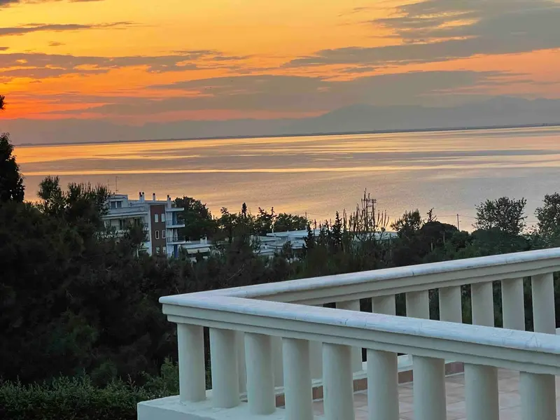 Aqua Vista Thessaloniki - Hillside Villa with Pool and Bay Views – 2