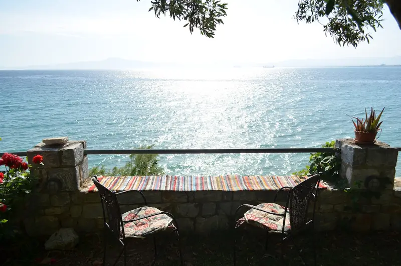 Aqua Vista Peloponnese - Seafront Villa with Beach Steps near Kalamata – 3