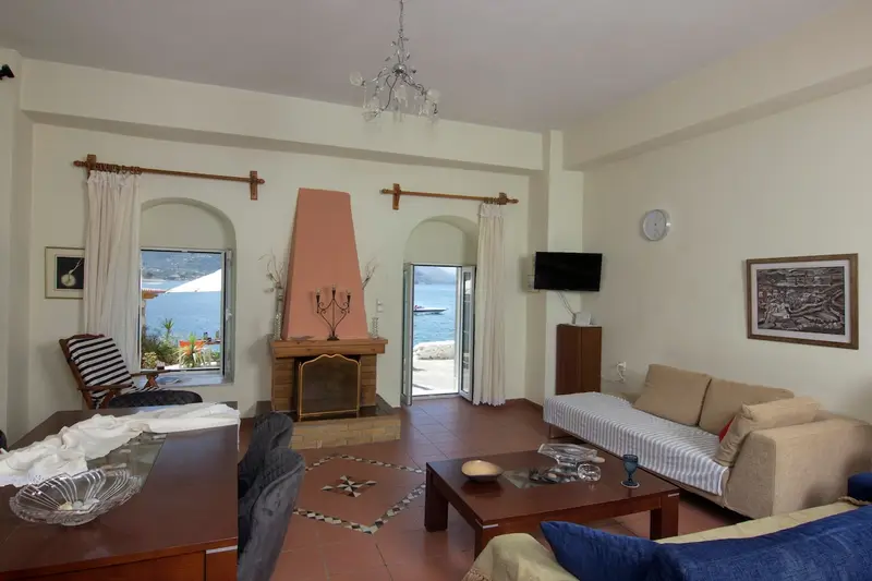 Aqua Vista Peloponez - Casă din Piatră pe Malul Mării în Agios Nikolaos – 7