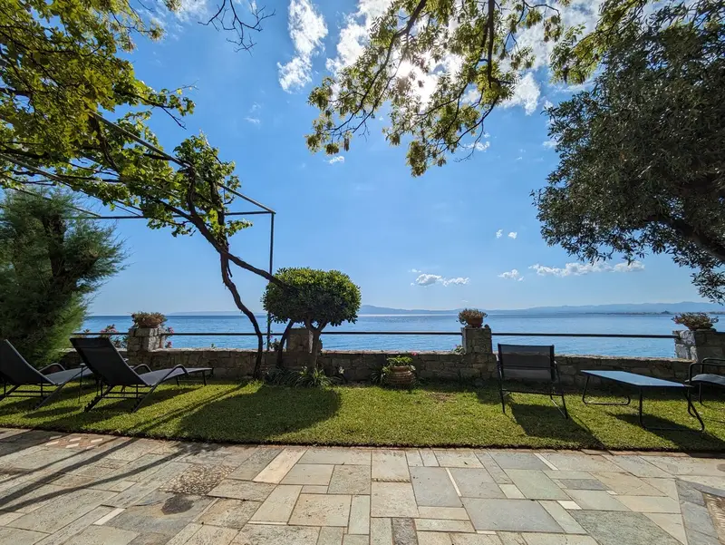 Aqua Vista Peloponnese - Seafront Villa with Beach Steps near Kalamata – 6