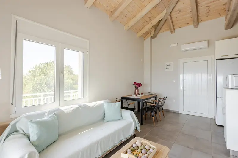 Aqua Vista Halkidiki - Seaside House with a Path to the Beach in Gerakini – 4