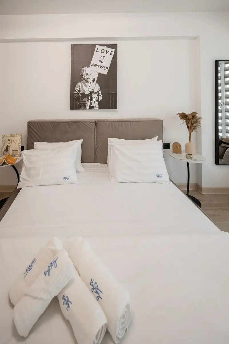 Maddy's Beachfront Apartment in Infinity Pool&Spa – 9