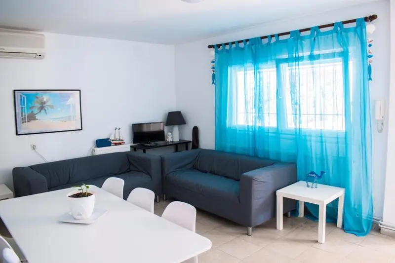 Aqua Vista Halkidiki - Six-Bedroom Villa with Private Pool near Nea Irakleia – 4