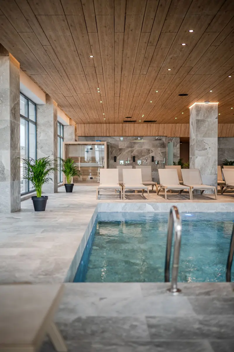 MarinaBlue Apartment in Odyssey pool spa n parking – 46