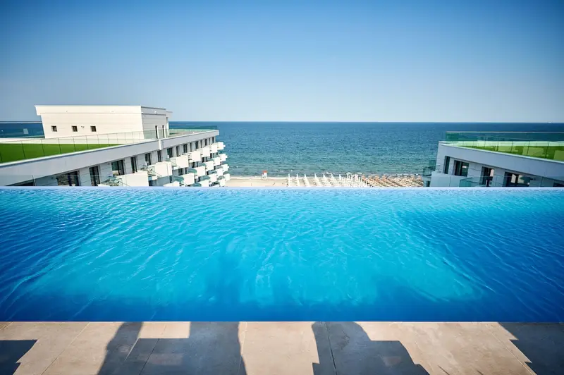Seaside Serenity Apartment in Infinity Beach Resort - parking – 14
