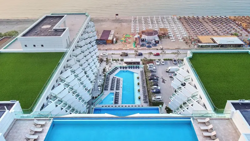 Lalublack Apart Infinity Pool Spa – 11