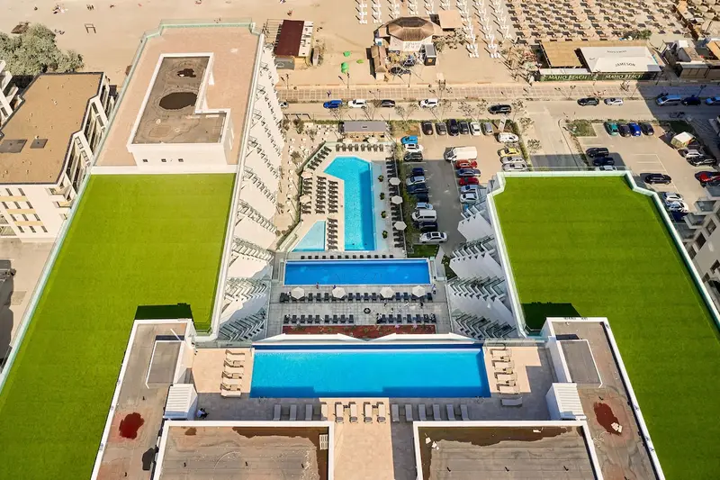 Maddy's Beachfront Apartment in Infinity Pool&Spa – 21