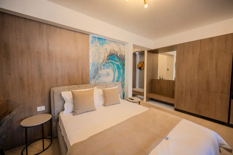 AC-411-Spectre Collection (60 SQM Studio Sea View) – 18