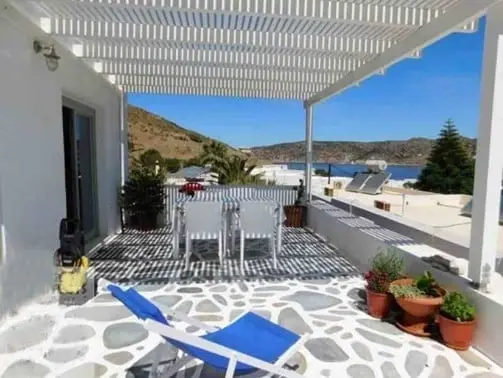 Aqua Vista Amorgos - Casă din Piatră cu Verandă cu Vedere la Mare în Katapola, Katapola