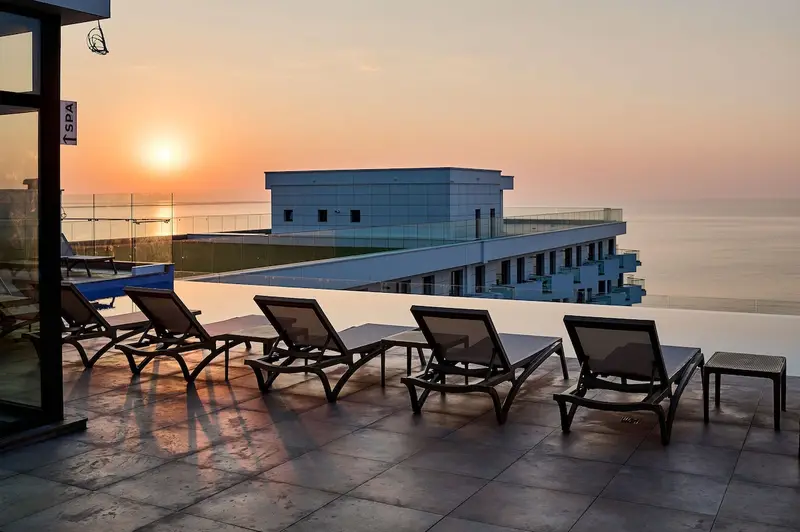 Lalublack Apart Infinity Pool Spa – 12