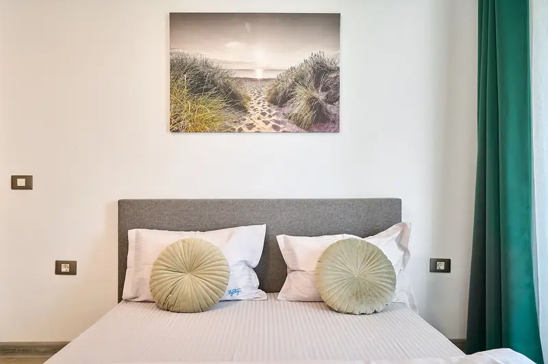 Top Floor Sea View Apartment Spa n Pools – 8