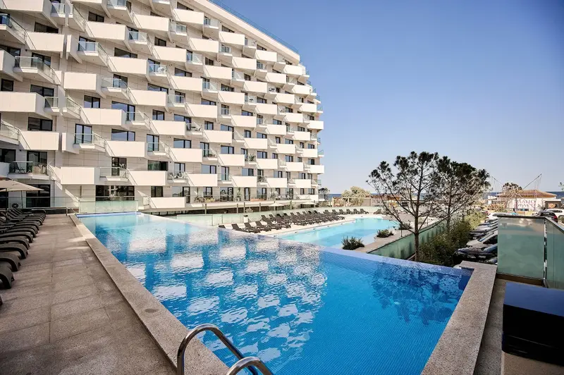 Laguna Breeze Apartment in Infinity Spa & Pool, Infinity Resort & SPA