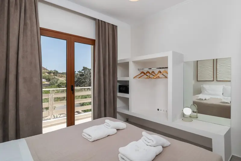 Aqua Vista Milos - Villa with Private Pool near Adamas Port – 6