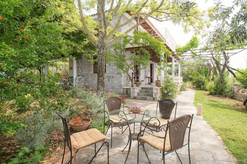 Aqua Vista Peloponnese - Seafront Villa with Beach Steps near Kalamata – 7